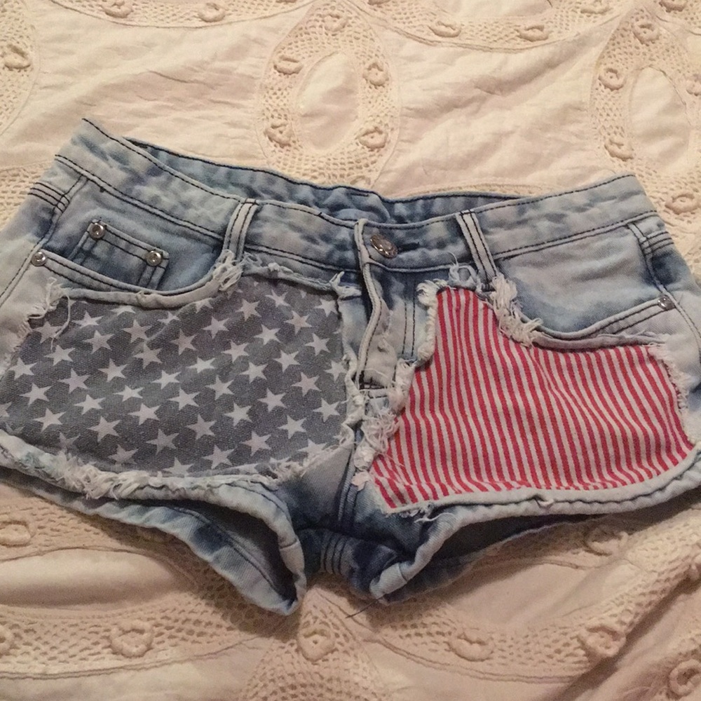 Patriotic shorts